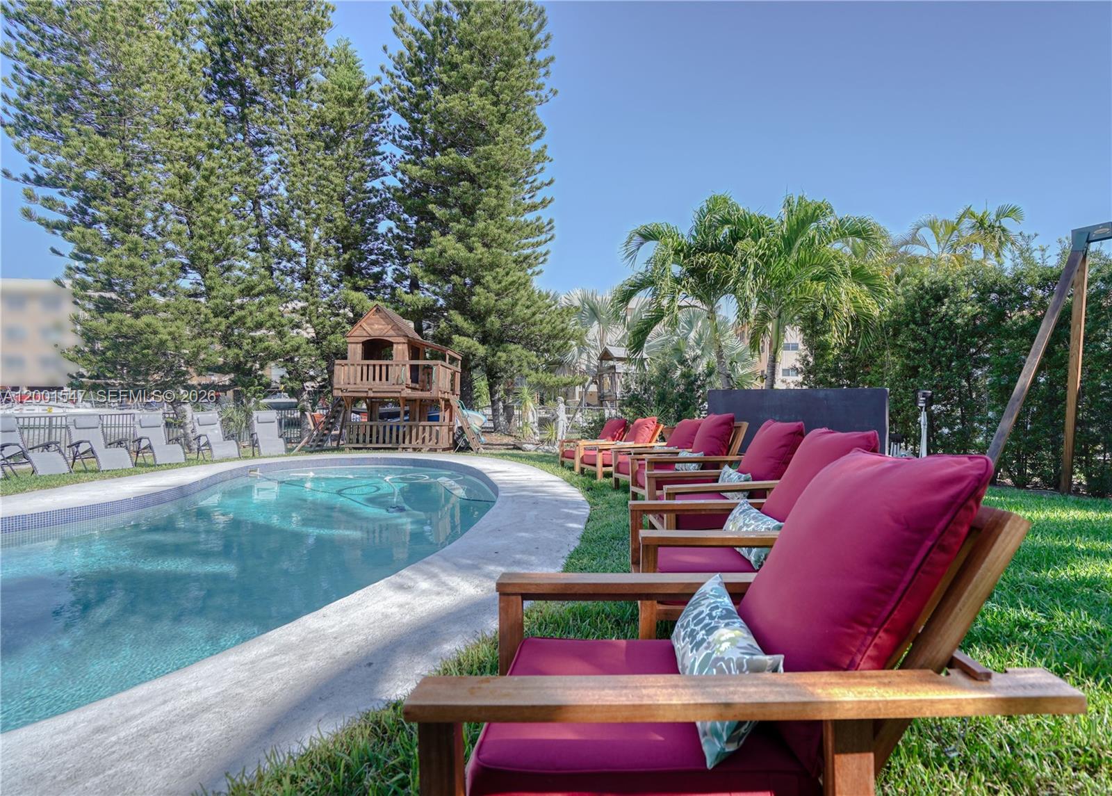 KEYSTONE ISLAND NO 5 - Residential Lease