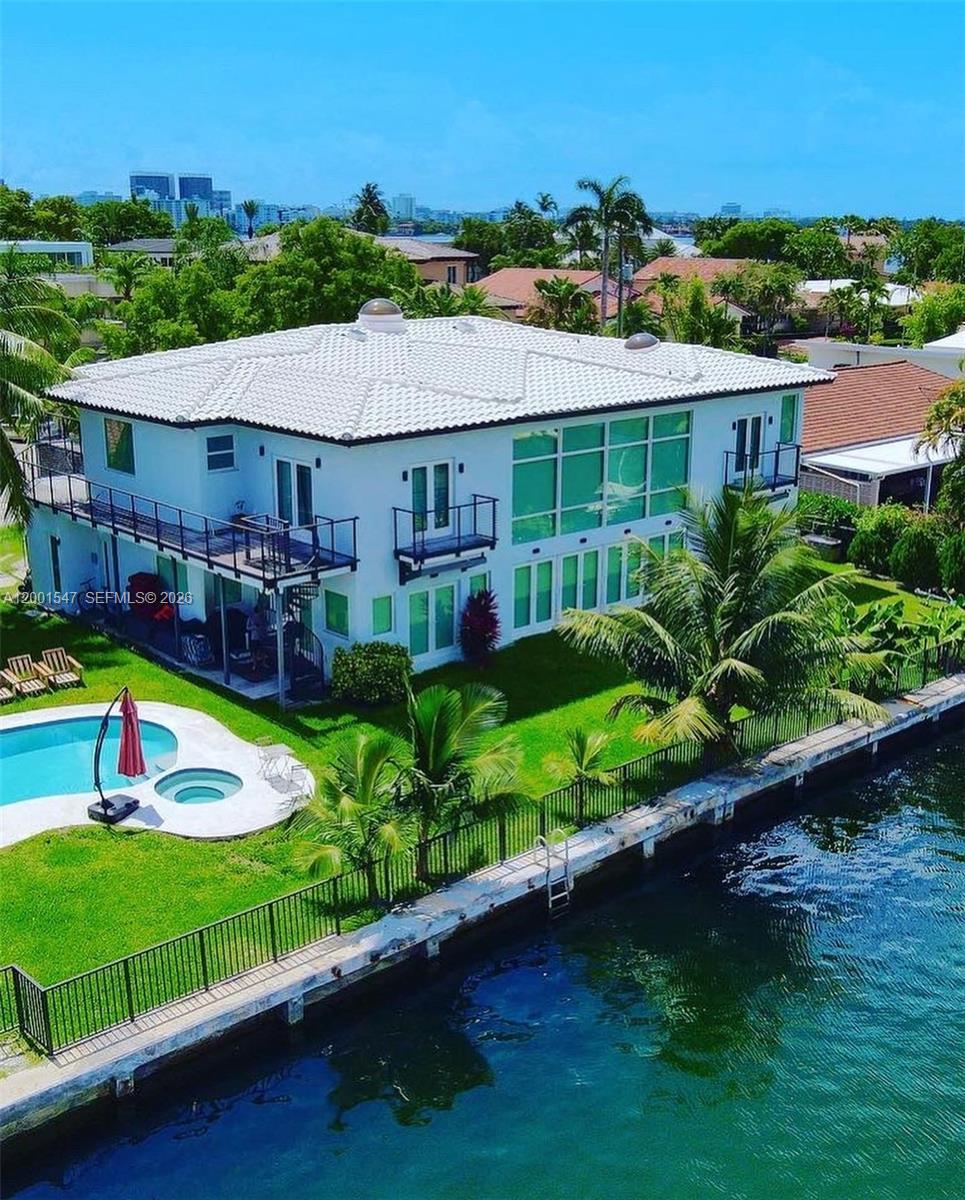 KEYSTONE ISLAND NO 5 - Residential Lease