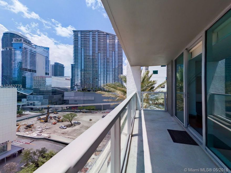 Amazing 2 bedroom 2 Bath apartment in Brickell Ave.  Unit is comfortable and modern look.  Located right on Brickell Ave and across for Brickell Citi Centre.  1 Assigned Space included with the rental.
Stainless Steel appliances, modern bathrooms and much more.  Call Listing Agent for Details
Can also be Rented furnished.