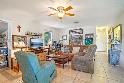 A home in Oakland Park