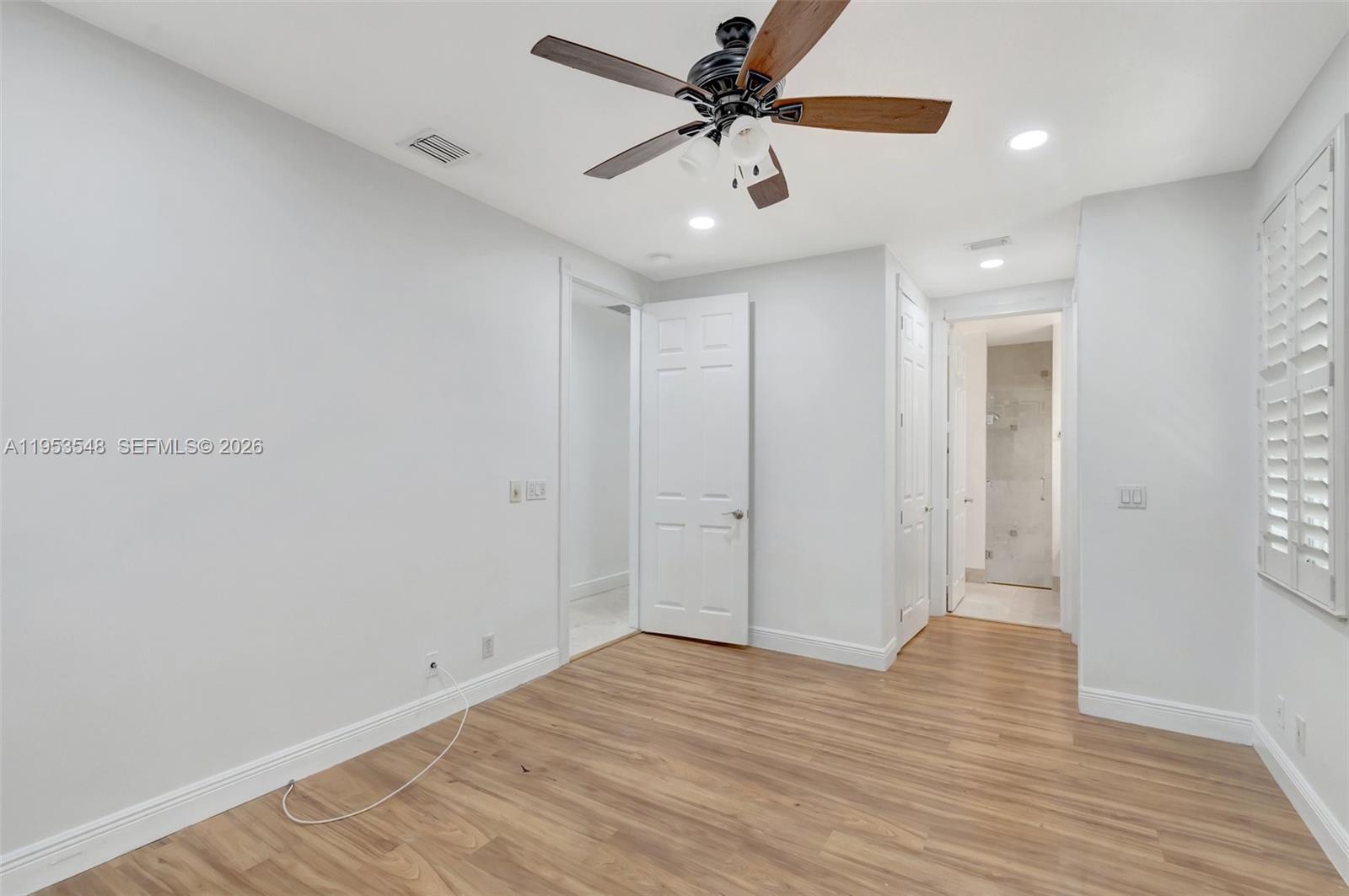 IRONHORSE PAR F - Residential