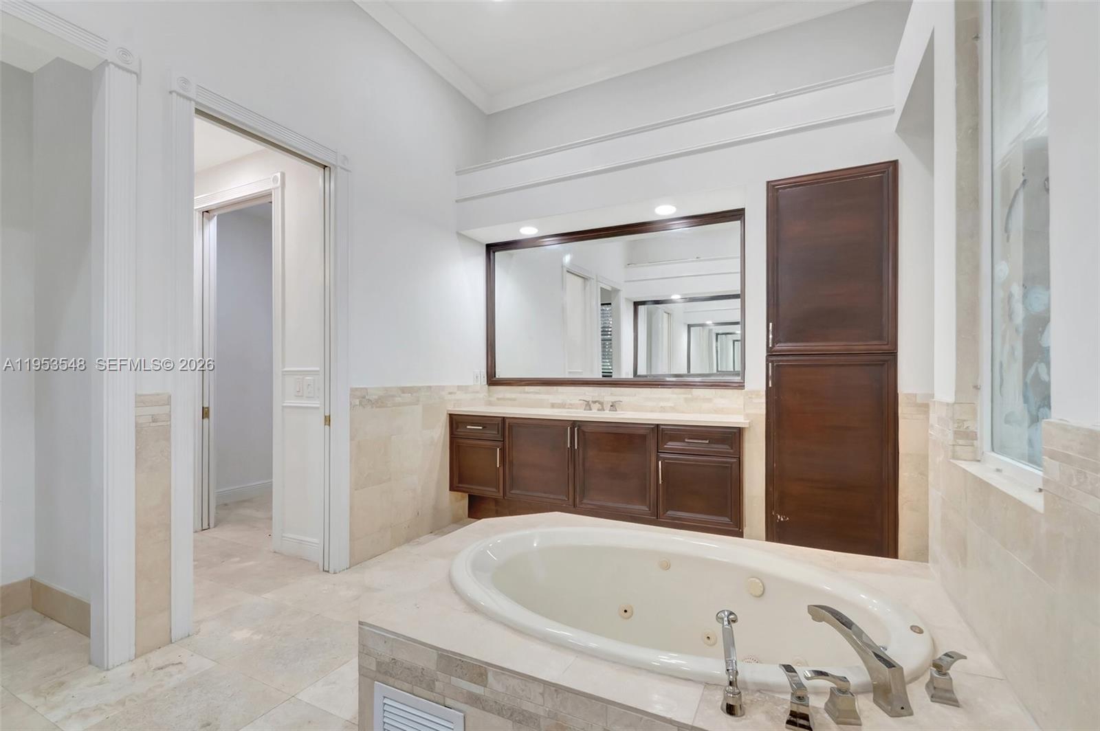 IRONHORSE PAR F - Residential