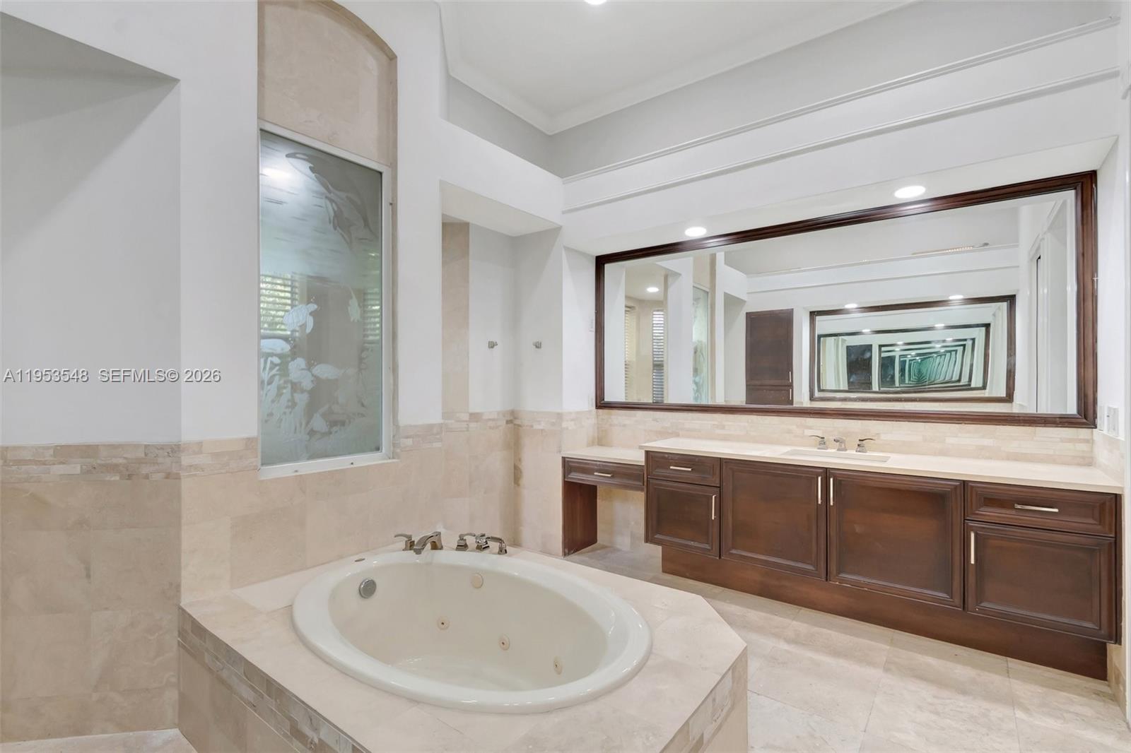 IRONHORSE PAR F - Residential