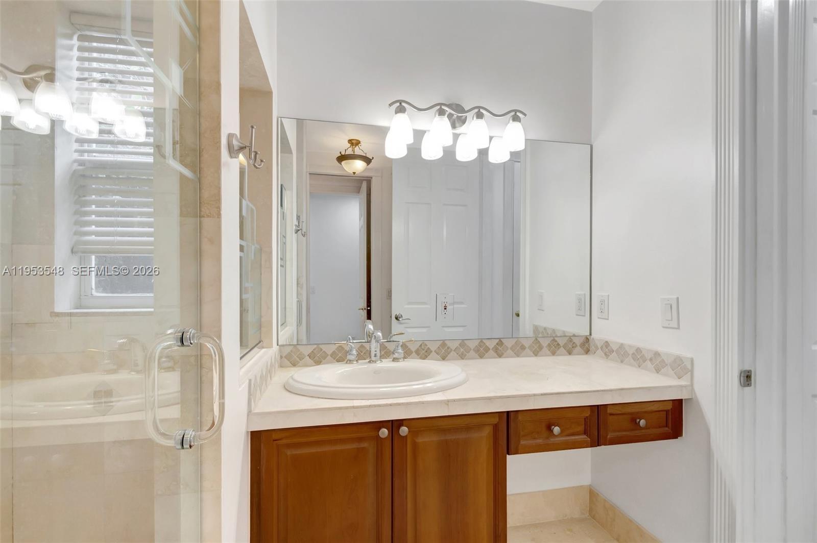 IRONHORSE PAR F - Residential