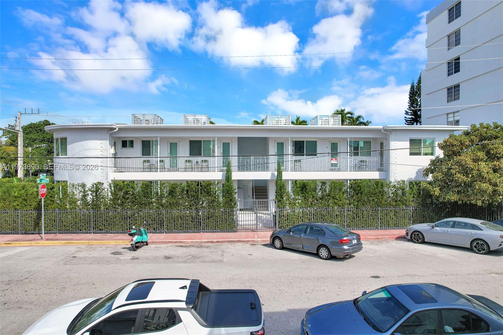 ALTOS DEL MAR NO 3 - Residential Lease