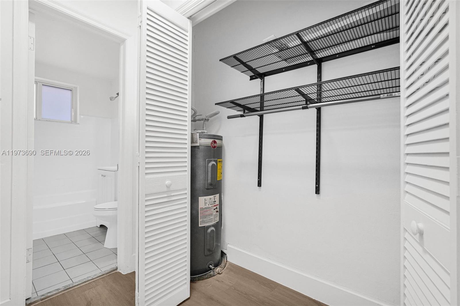 ALTOS DEL MAR NO 3 - Residential Lease