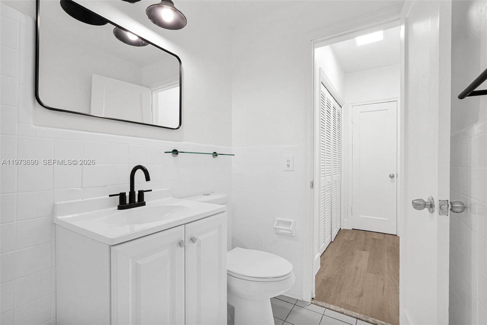 ALTOS DEL MAR NO 3 - Residential Lease