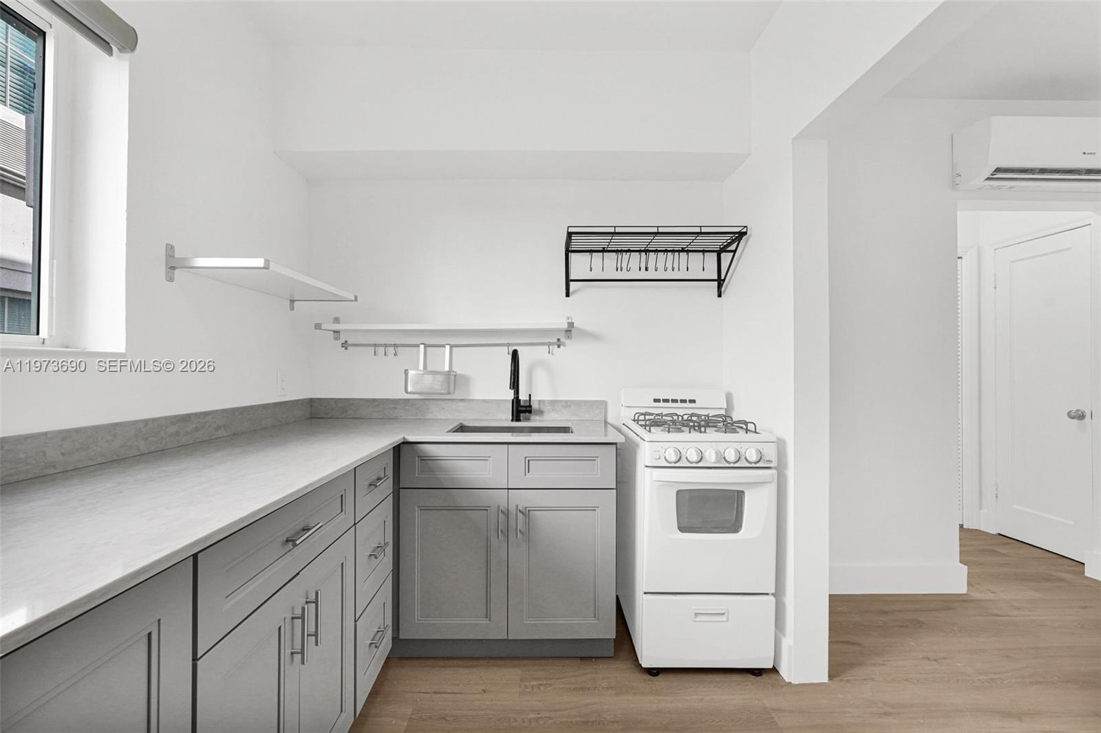 ALTOS DEL MAR NO 3 - Residential Lease