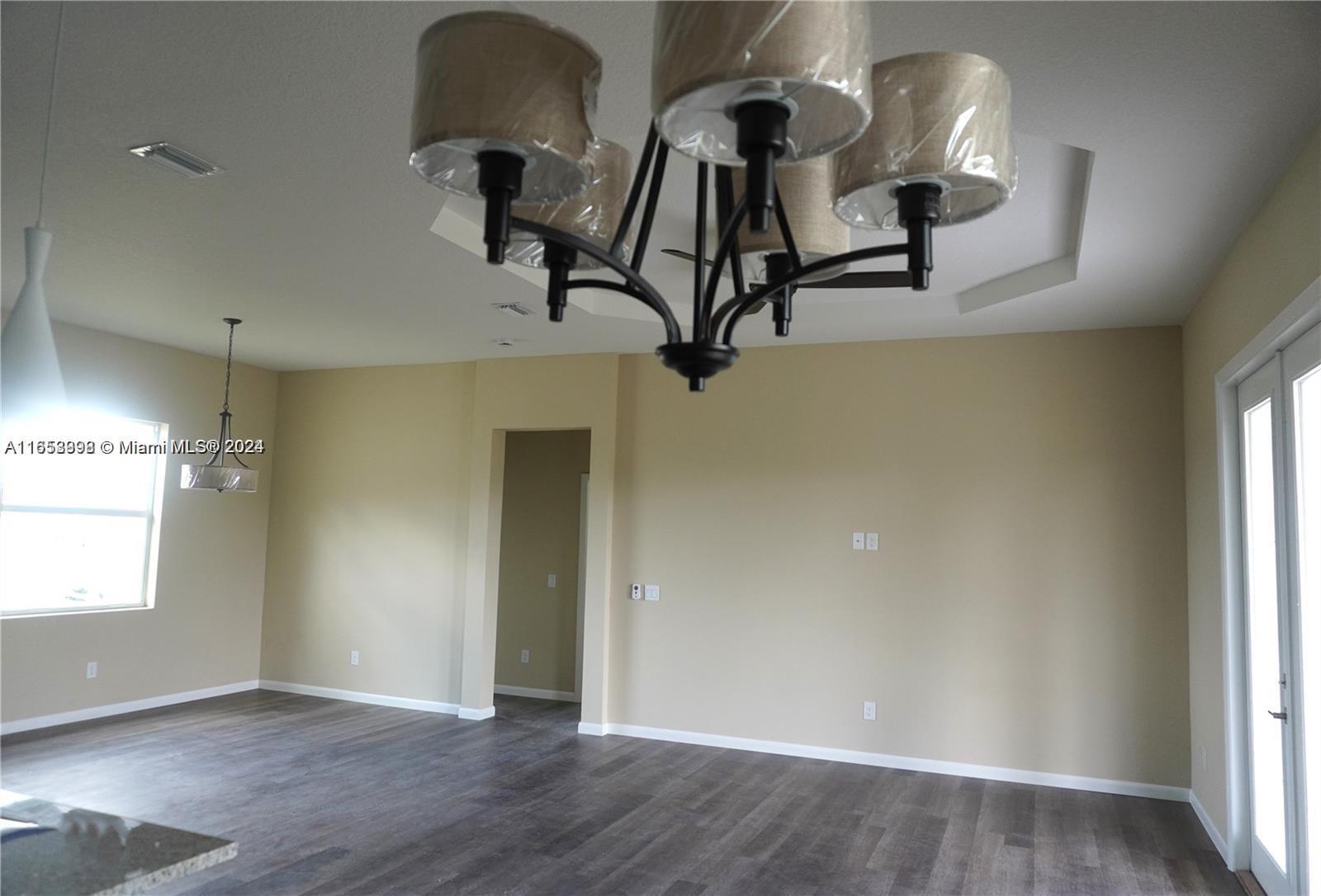 PORT LABELLE - Residential Lease