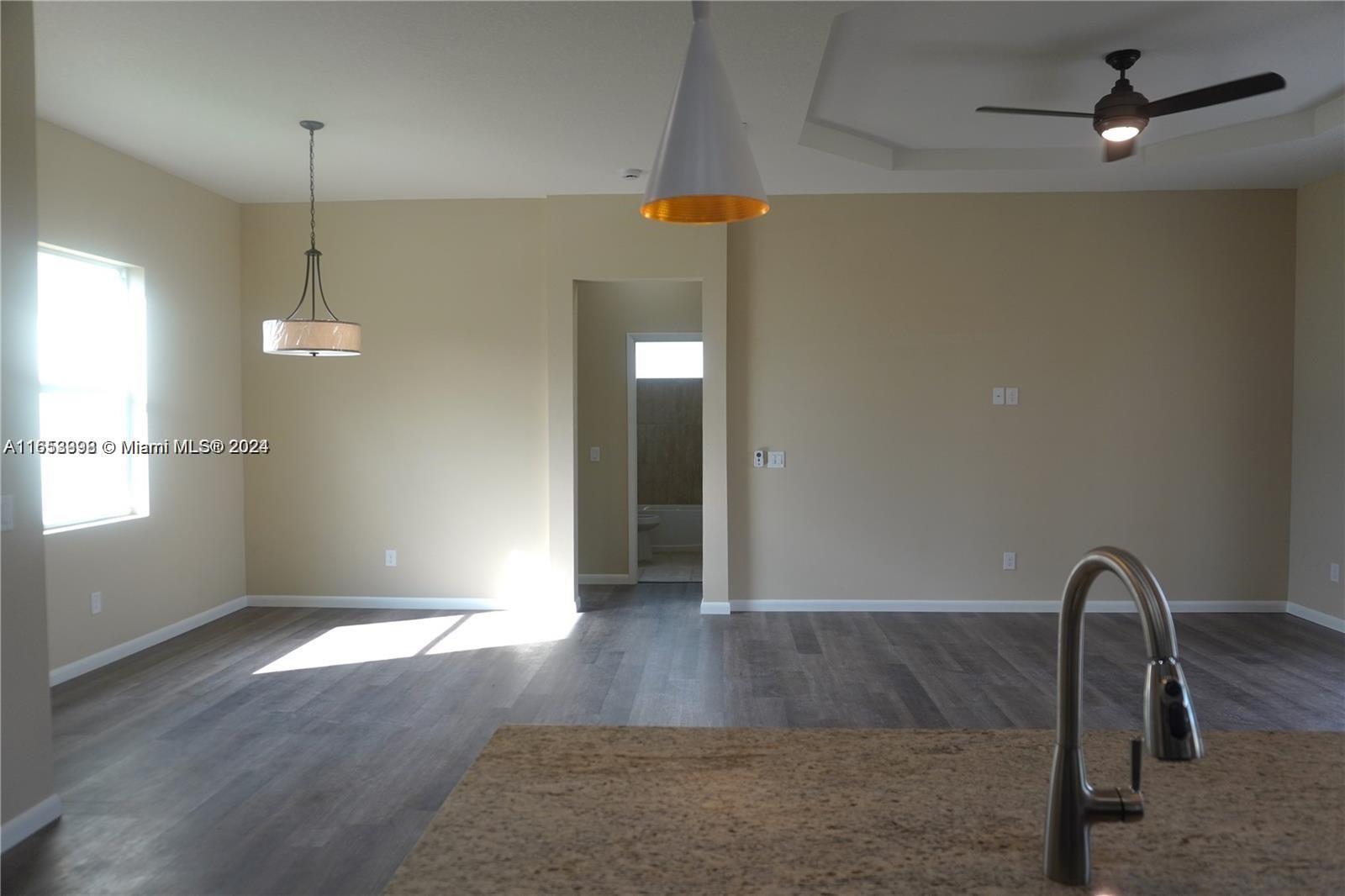 PORT LABELLE - Residential Lease