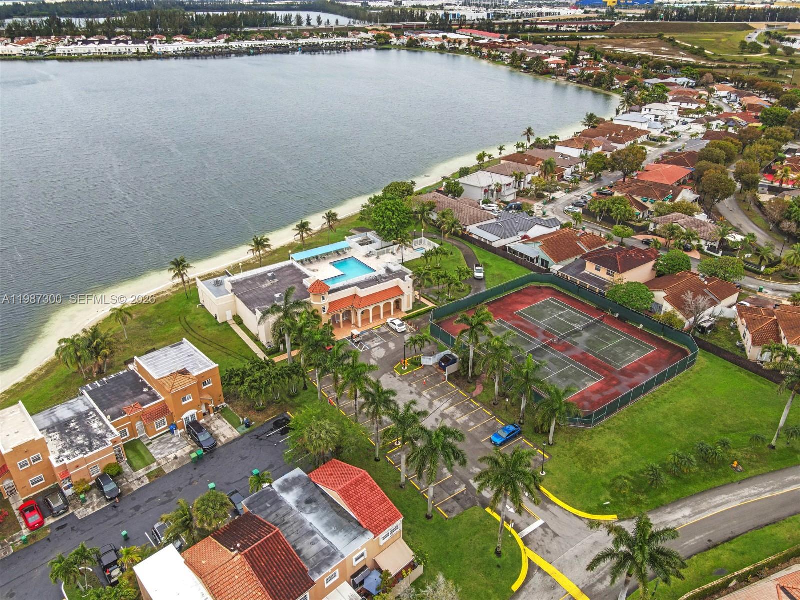 LAKE POINTE SEC 4 - Residential