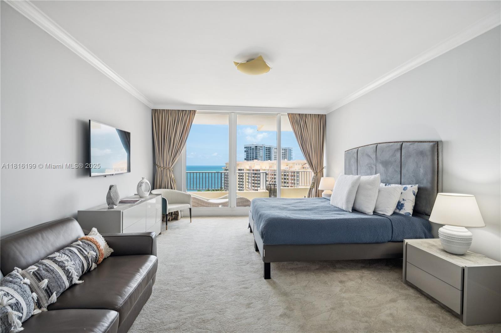 CLUB TOWER THREE CONDO - Residential