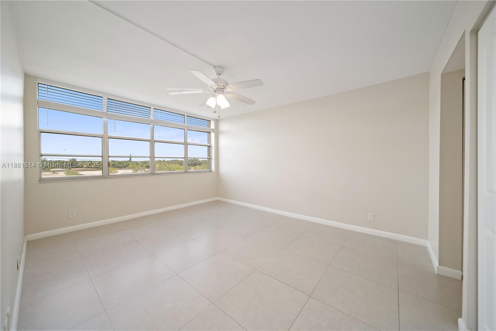 GATEWAY HOUSE CONDO - SOU - Residential Lease