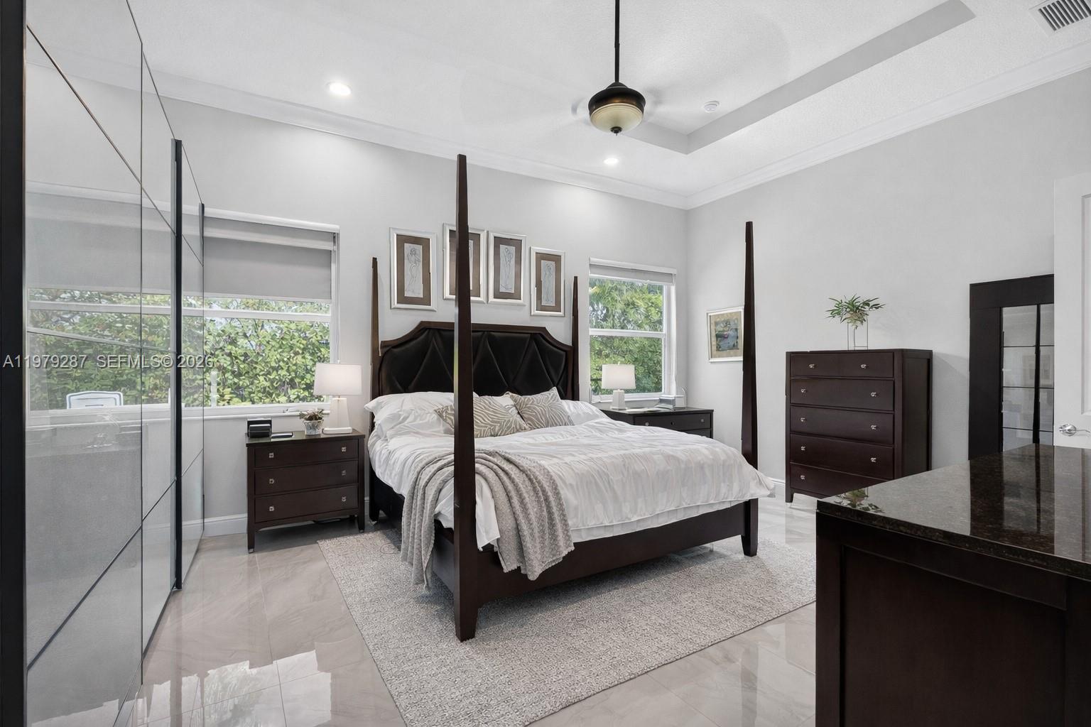 VENETIAN PARC - Residential