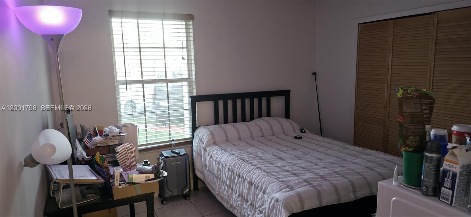 SUNSET SHORES - Residential