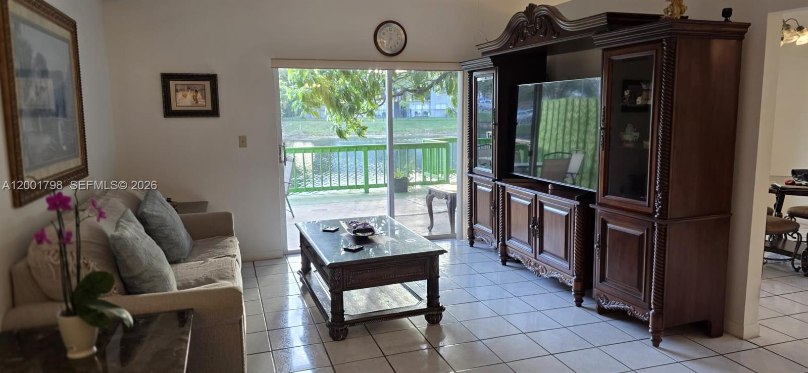 SUNSET SHORES - Residential