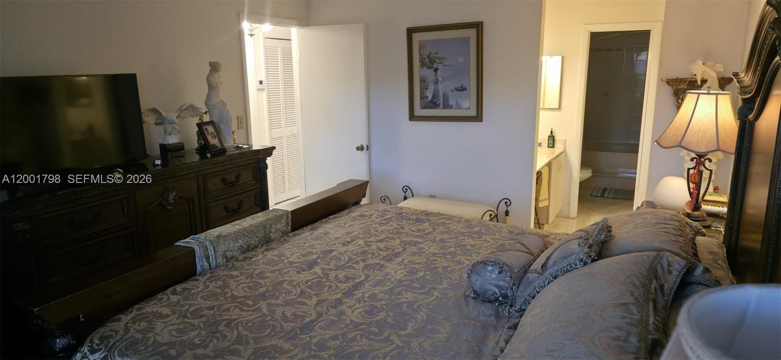 SUNSET SHORES - Residential