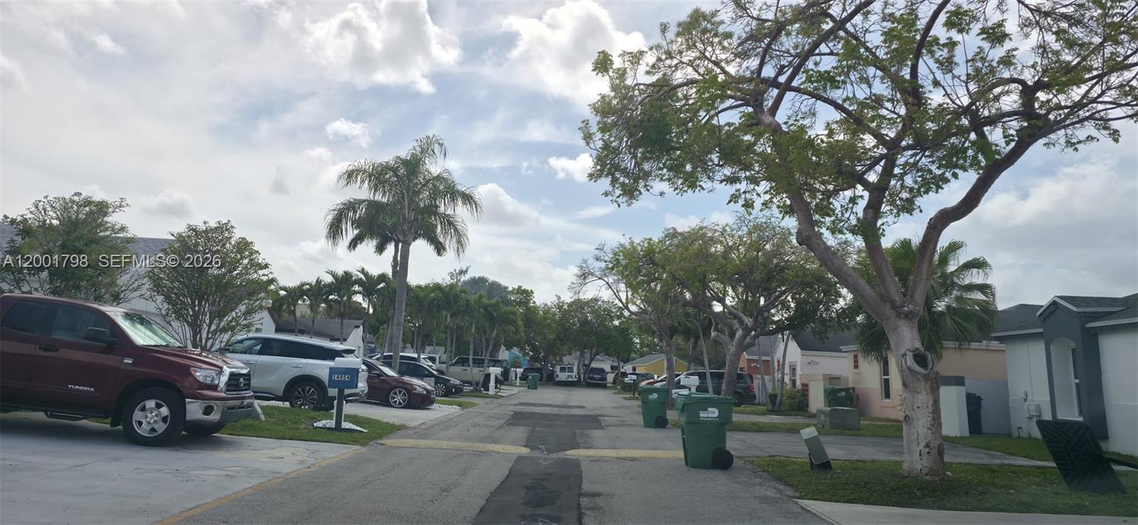 SUNSET SHORES - Residential