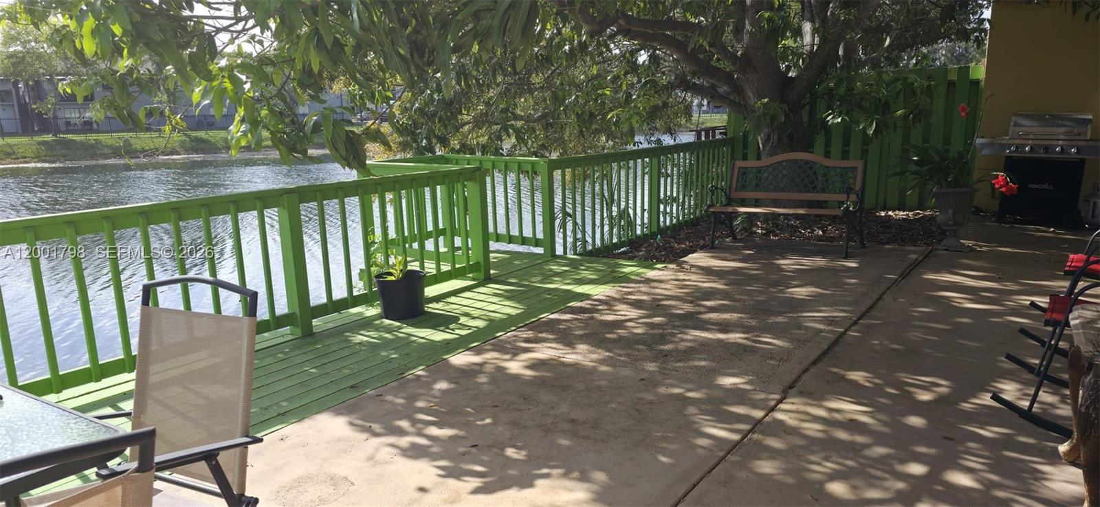 SUNSET SHORES - Residential