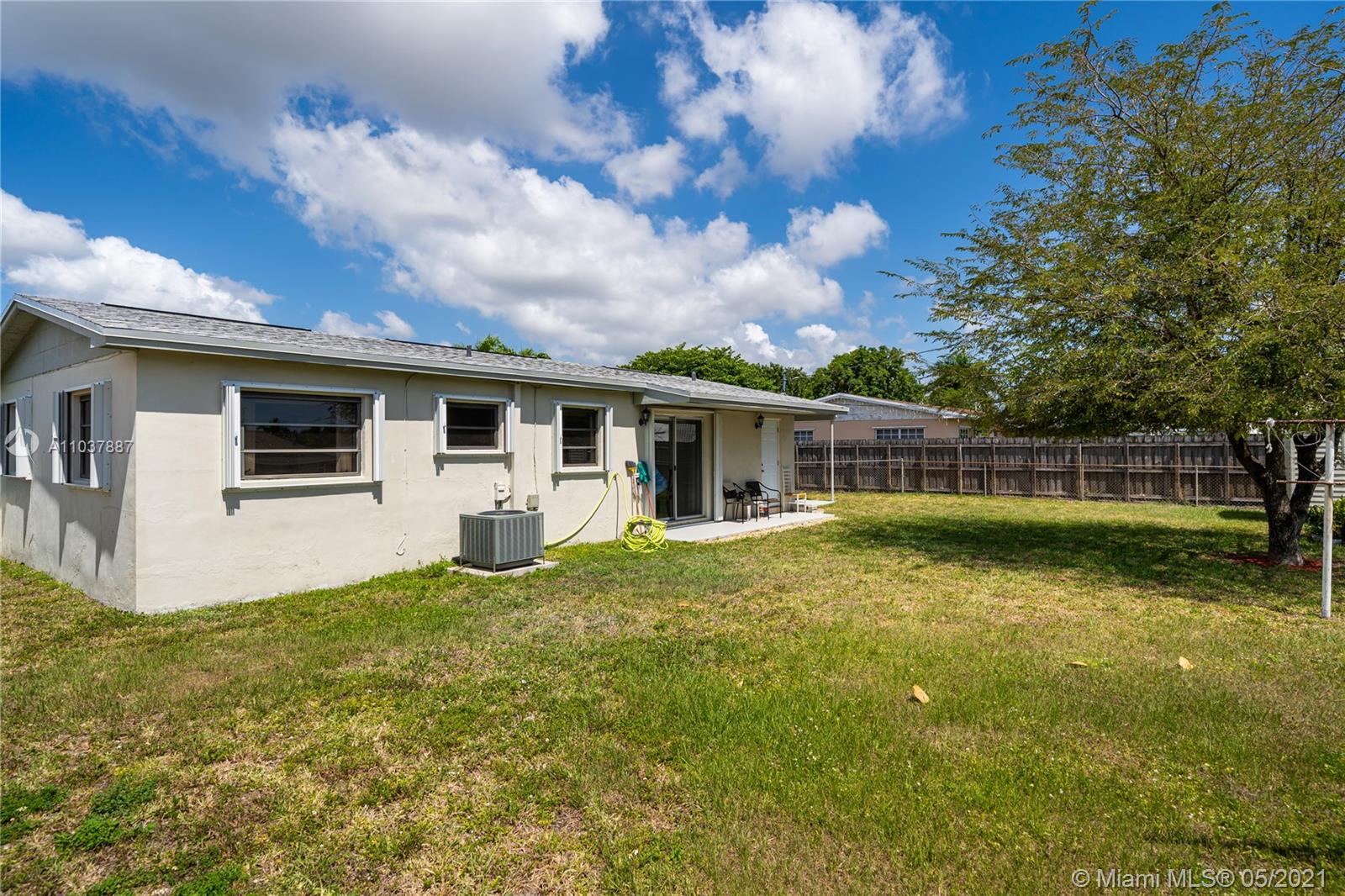 LAKE LUCERNE SEC 1 - Residential