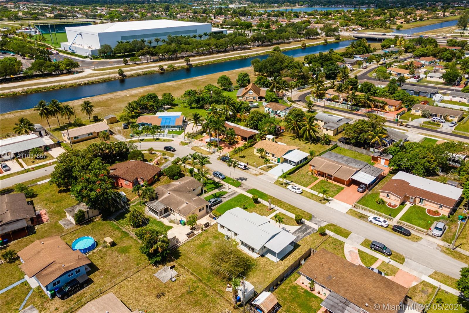 LAKE LUCERNE SEC 1 - Residential