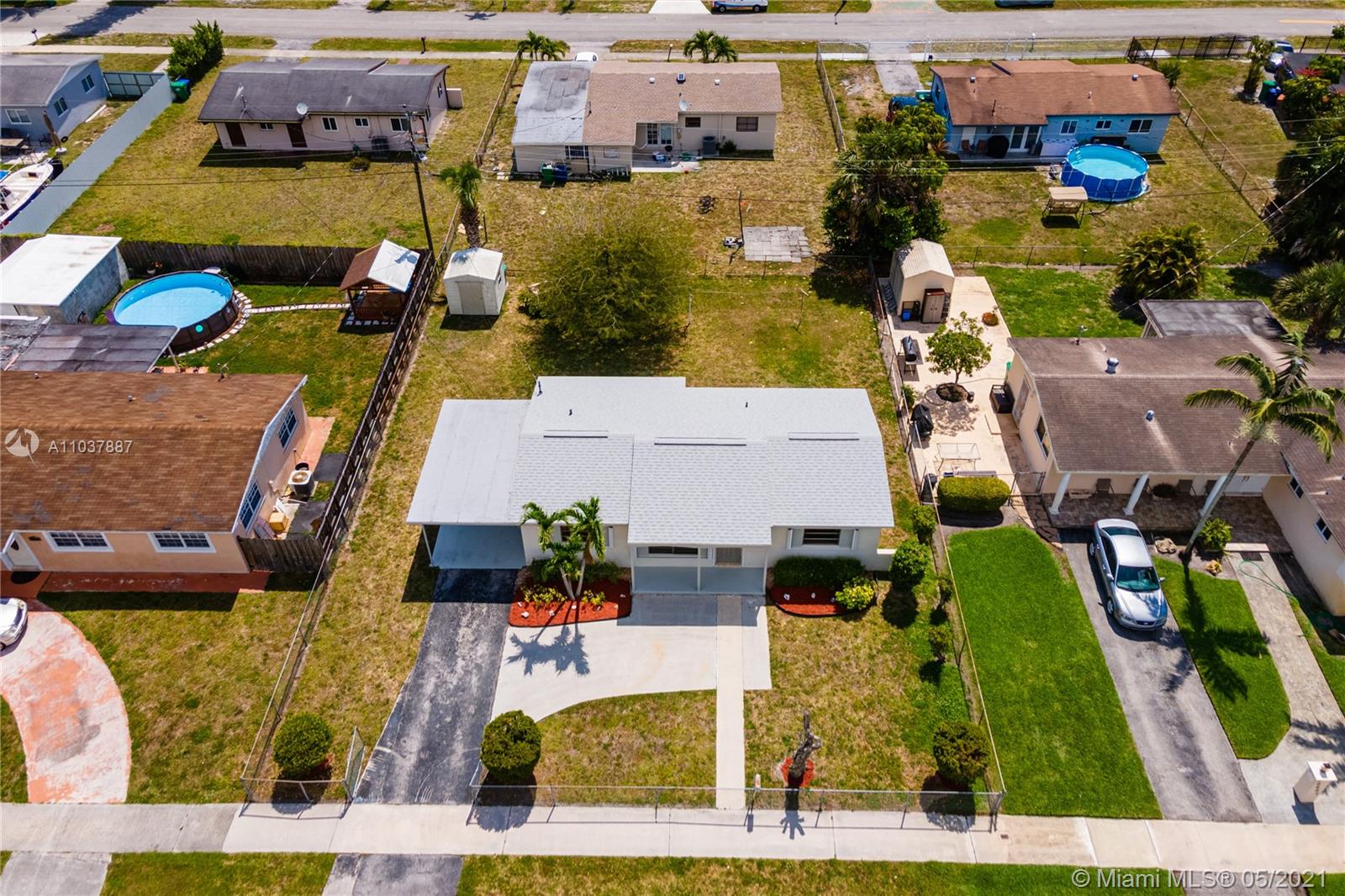 LAKE LUCERNE SEC 1 - Residential