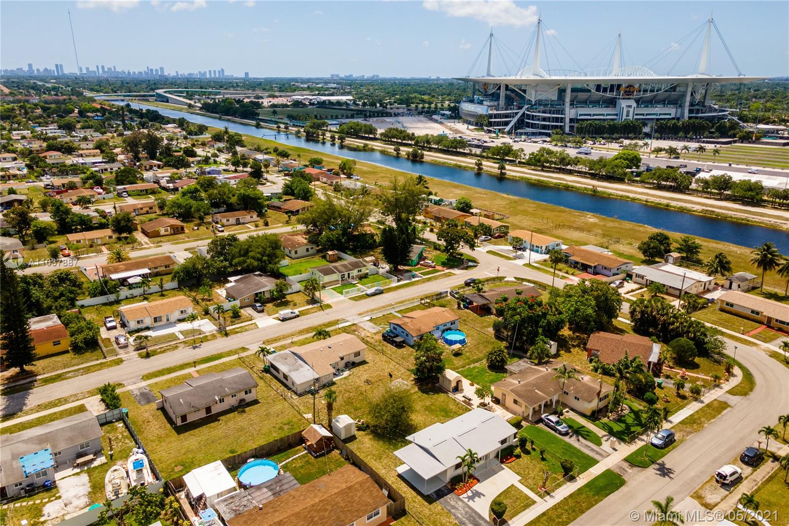 LAKE LUCERNE SEC 1 - Residential