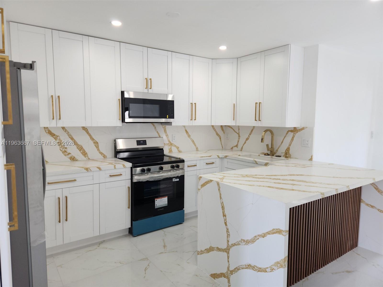 MONTERREY 6TH ADDN - Residential