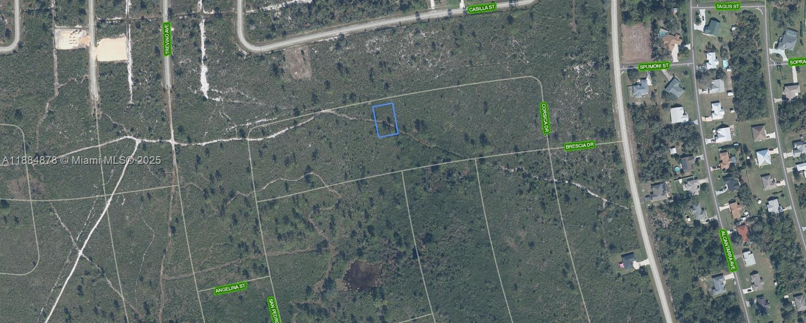 OWNER WILL FINANCE!!! 1 K DOWN 367.44 A MONTH FOR 36 MONTHS AT 7% INTREST!!! NEW WATER PLANT FACILITY BEING INSTALLED. WATER, POWER AND STREETS ARE BEING IMPLANTED IN THE THIS NEIGHBORHOOD. Sun N Lakes community, a perfect place to build your dream home in which to raise your kids or retire. The Sun N Lakes community offers 2 18-Hole championship golf courses, restaurant, clubhouse, gym, playground, community pool, splash pad, community center, fitness center, pickle ball, and tennis. Sebring is centrally located 1.5 hours from Disney, 1.5 hours from Tampa and 1.45 hours from Ana Maria Island Beaches. Located close to Advent health and Sun N Lake Elementary. Lots are going quickly! Come check it out today!