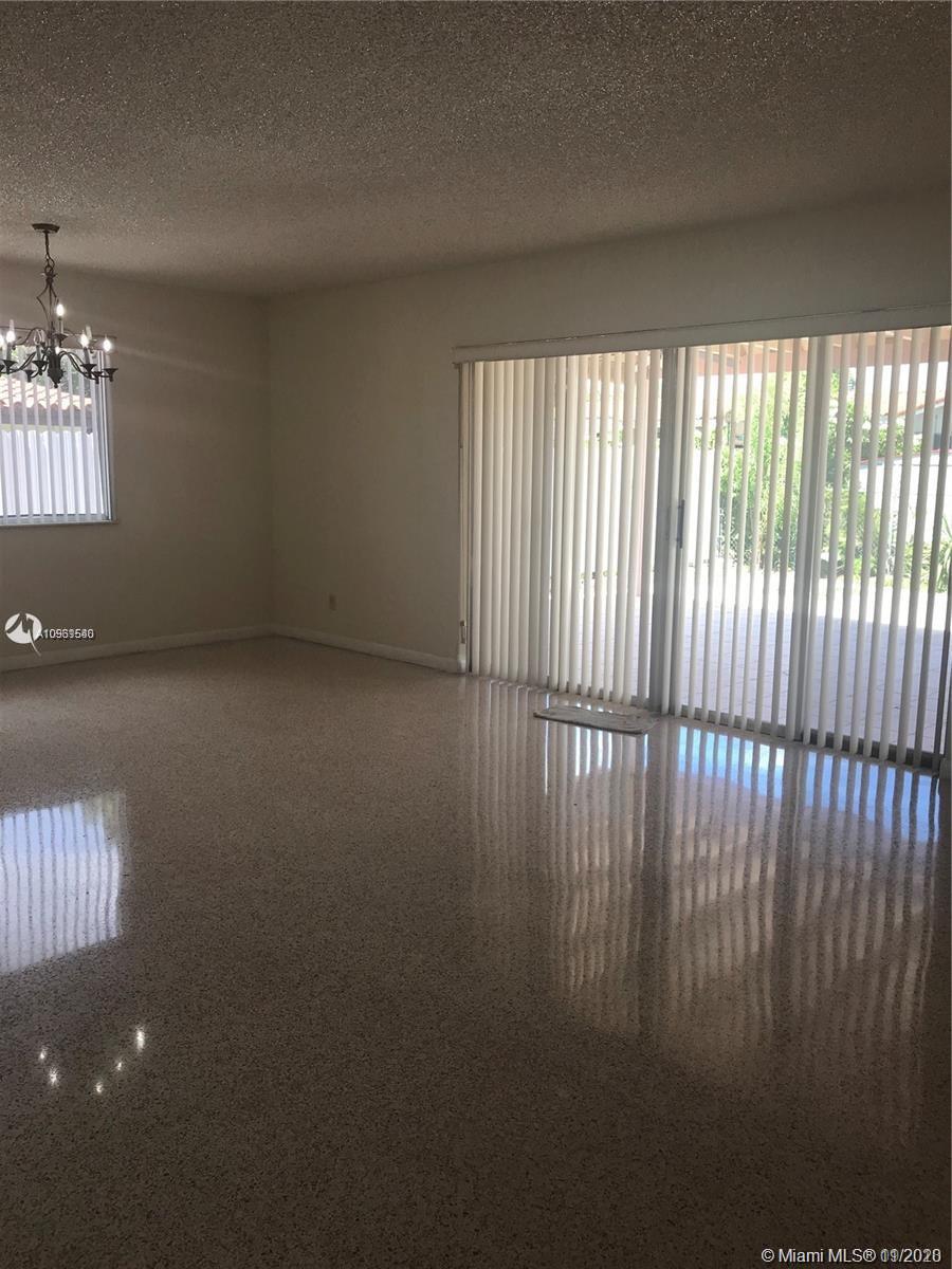 MIRACLE MANOR 5TH ADDN - Residential Lease