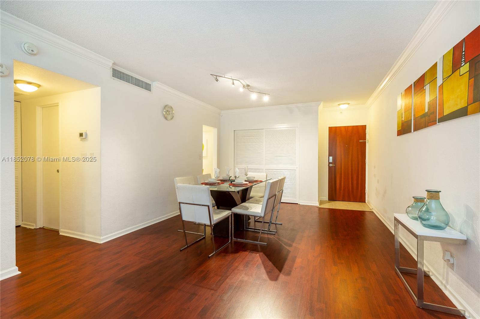 TIDES ON HOLLYWOOD BEACH - Residential