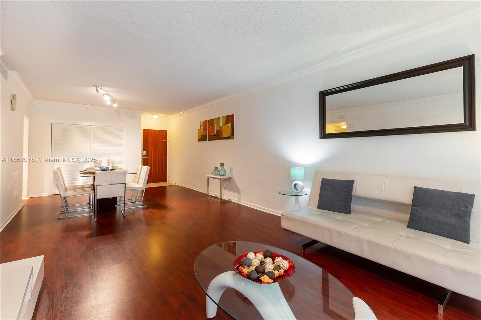 TIDES ON HOLLYWOOD BEACH - Residential