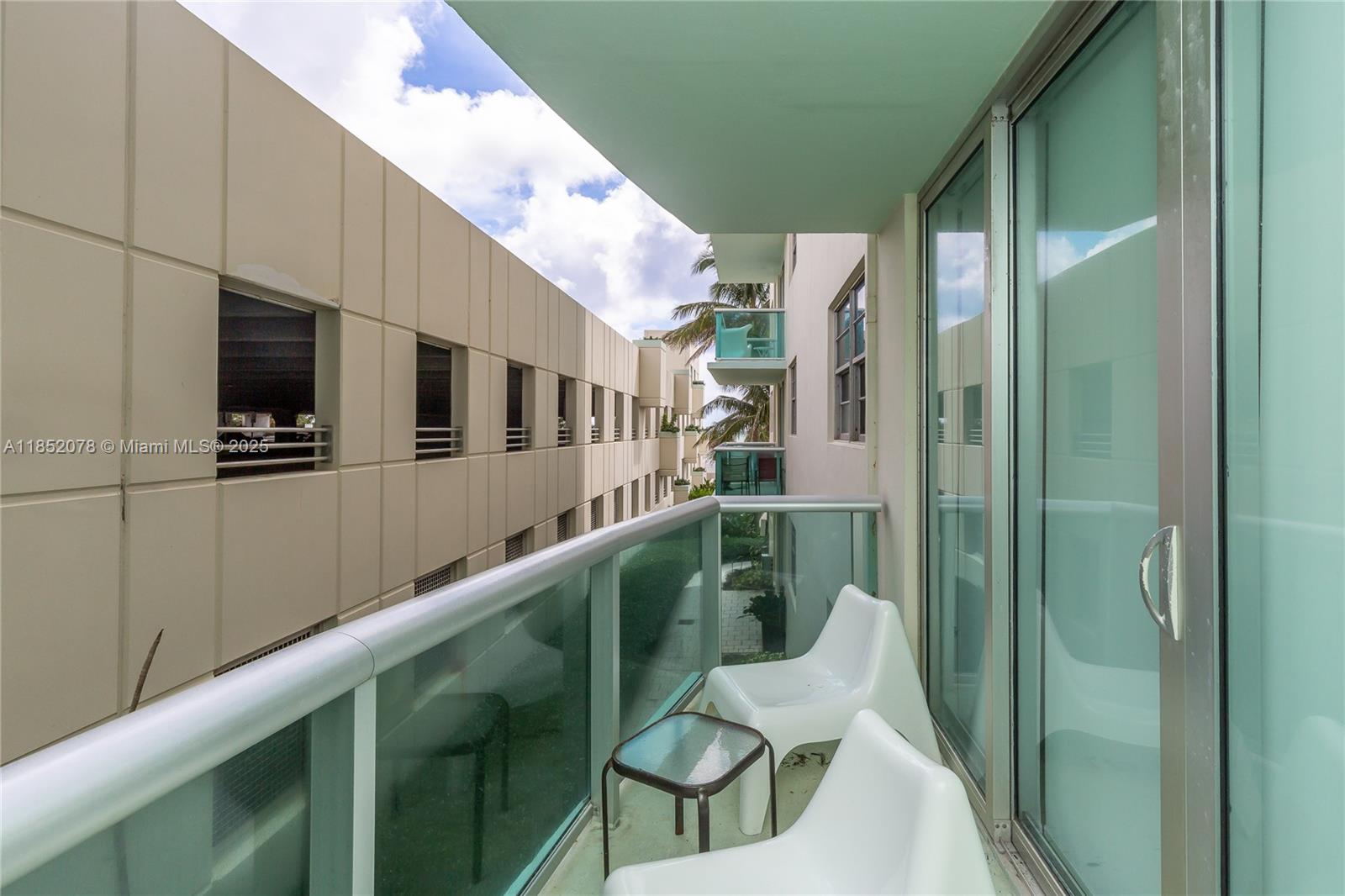 TIDES ON HOLLYWOOD BEACH - Residential