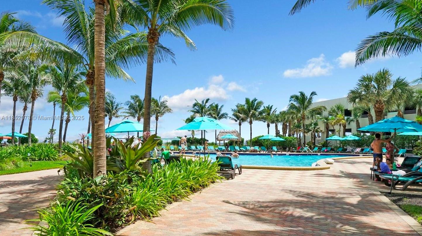 3901 S Ocean Dr 2D