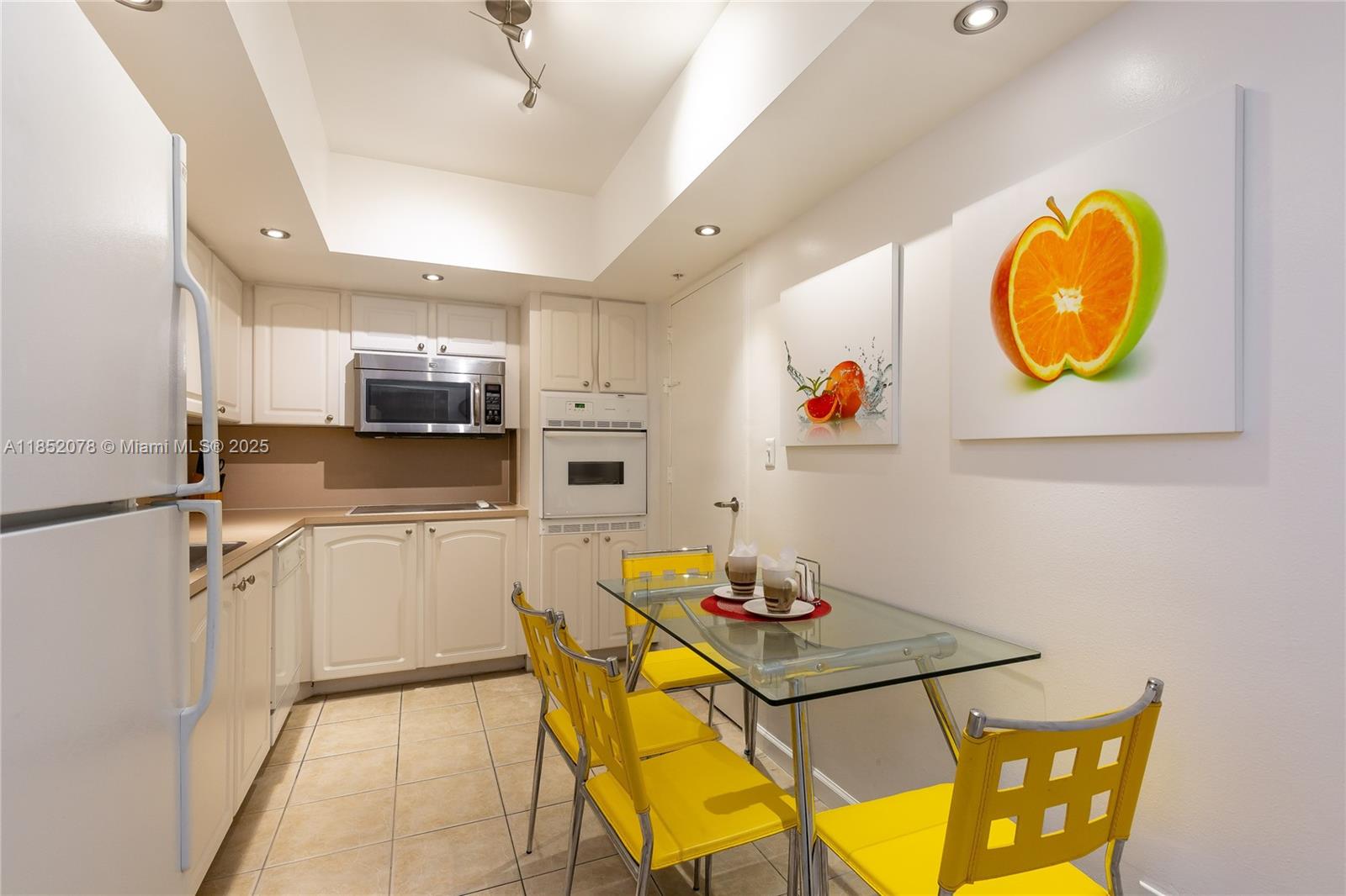 TIDES ON HOLLYWOOD BEACH - Residential