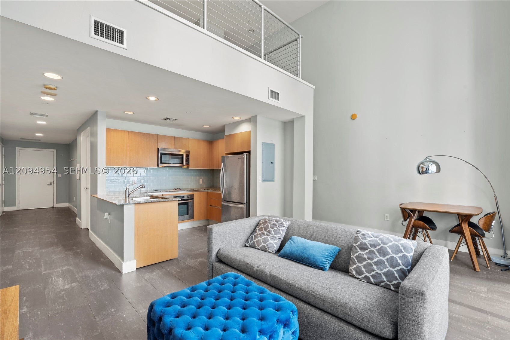 1050 Brickell Ave 1418