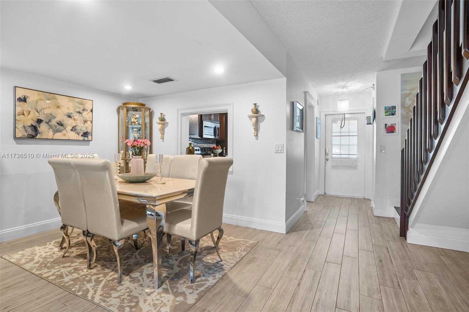 PALM CLUB WEST VILLAGE 1 - Residential