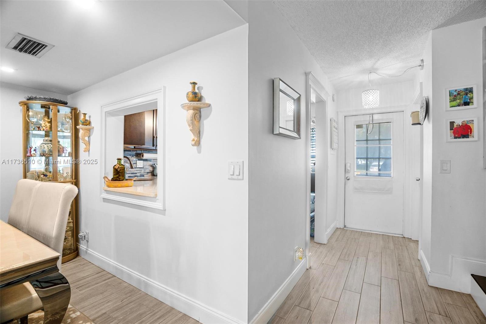 PALM CLUB WEST VILLAGE 1 - Residential