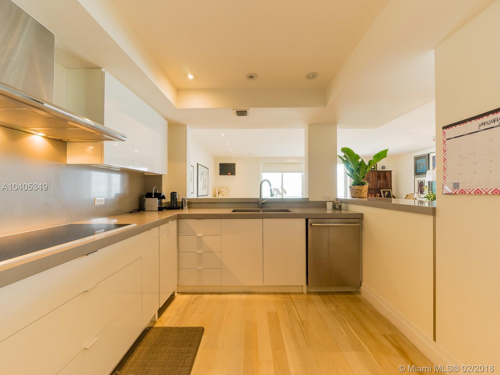 ISLAND HOUSE APT INC - CO - Residential