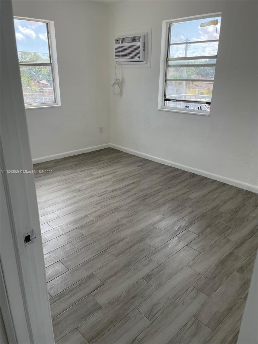 1261 NW 59th St 07