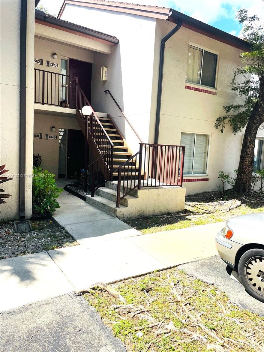 GREAT INVESTMENT OPPORTUNITY!!! APARTMENT IS RENTED UNTIL JULY 2025 TO EXCELLENT TENANTS... GATED COMMUNITY WITH MANY AMENITIES...BEAUTIFUL GROUND FLOOR UNIT WITH LARGE SCREENED BALCONY...TILES THROUGHOUT...WASHER AND DYER...AND MUCH MORE!!!