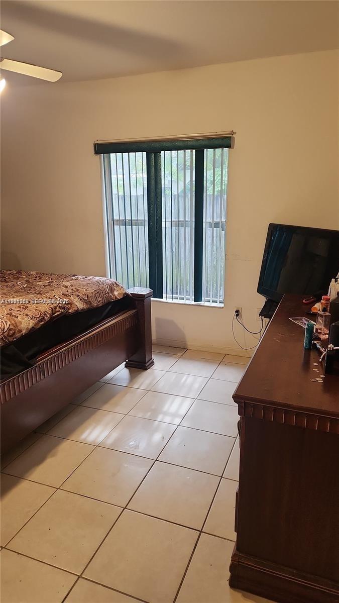 WINSOR MANOR 2ND ADDN - Residential