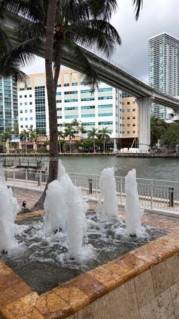 BRICKELL ON THE RIVER N T - Residential Lease