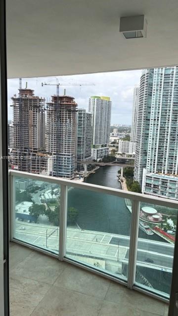 BRICKELL ON THE RIVER N T - Residential Lease