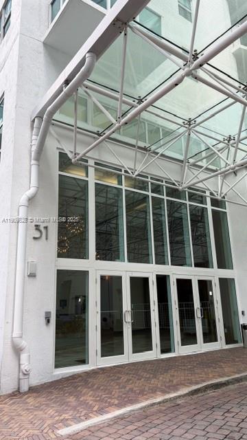 BRICKELL ON THE RIVER N T - Residential Lease