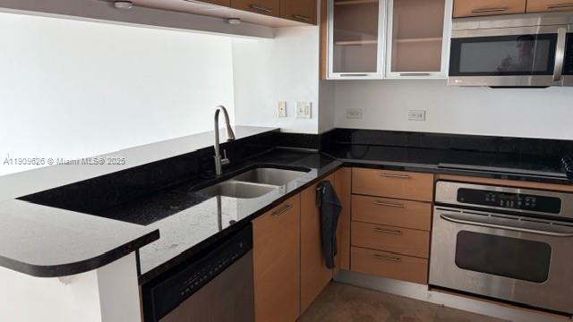 BRICKELL ON THE RIVER N T - Residential Lease