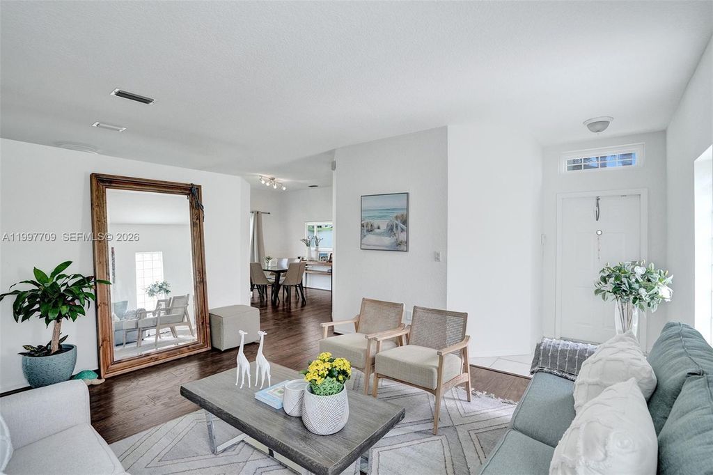 Photo of 4102 Sapphire Ter, Weston, FL 33331 (MLS # A11997709)