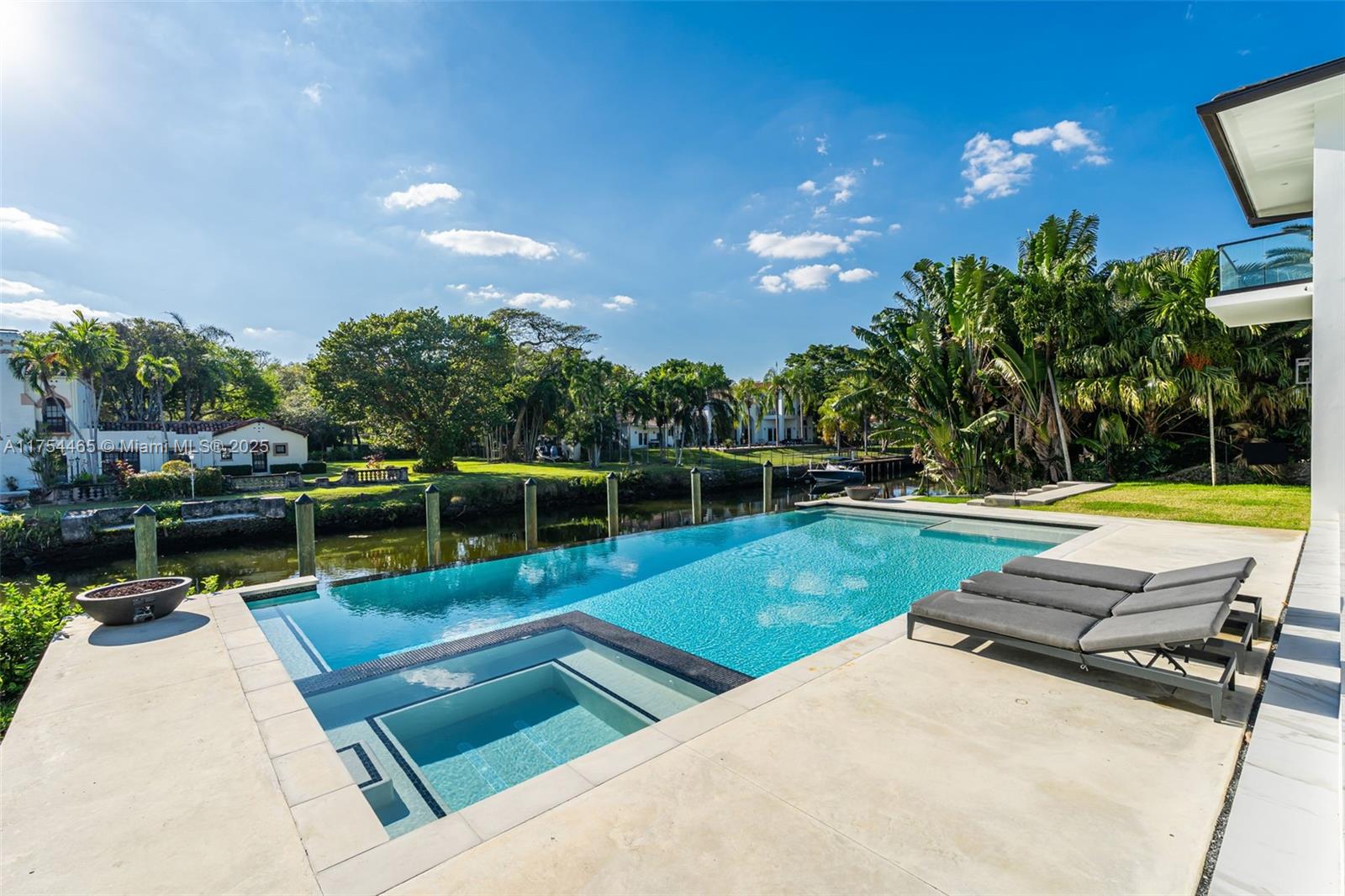 C GAB COUNTRY CLUB SEC 5 - Residential