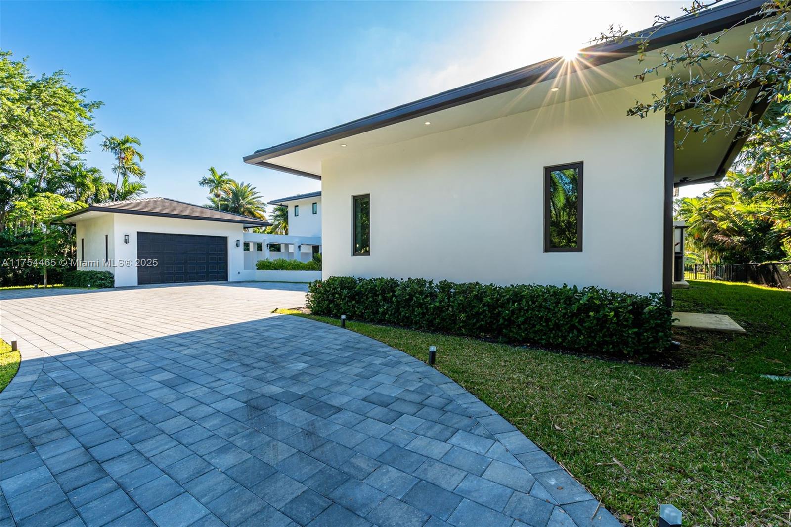 4424 Granada Blvd