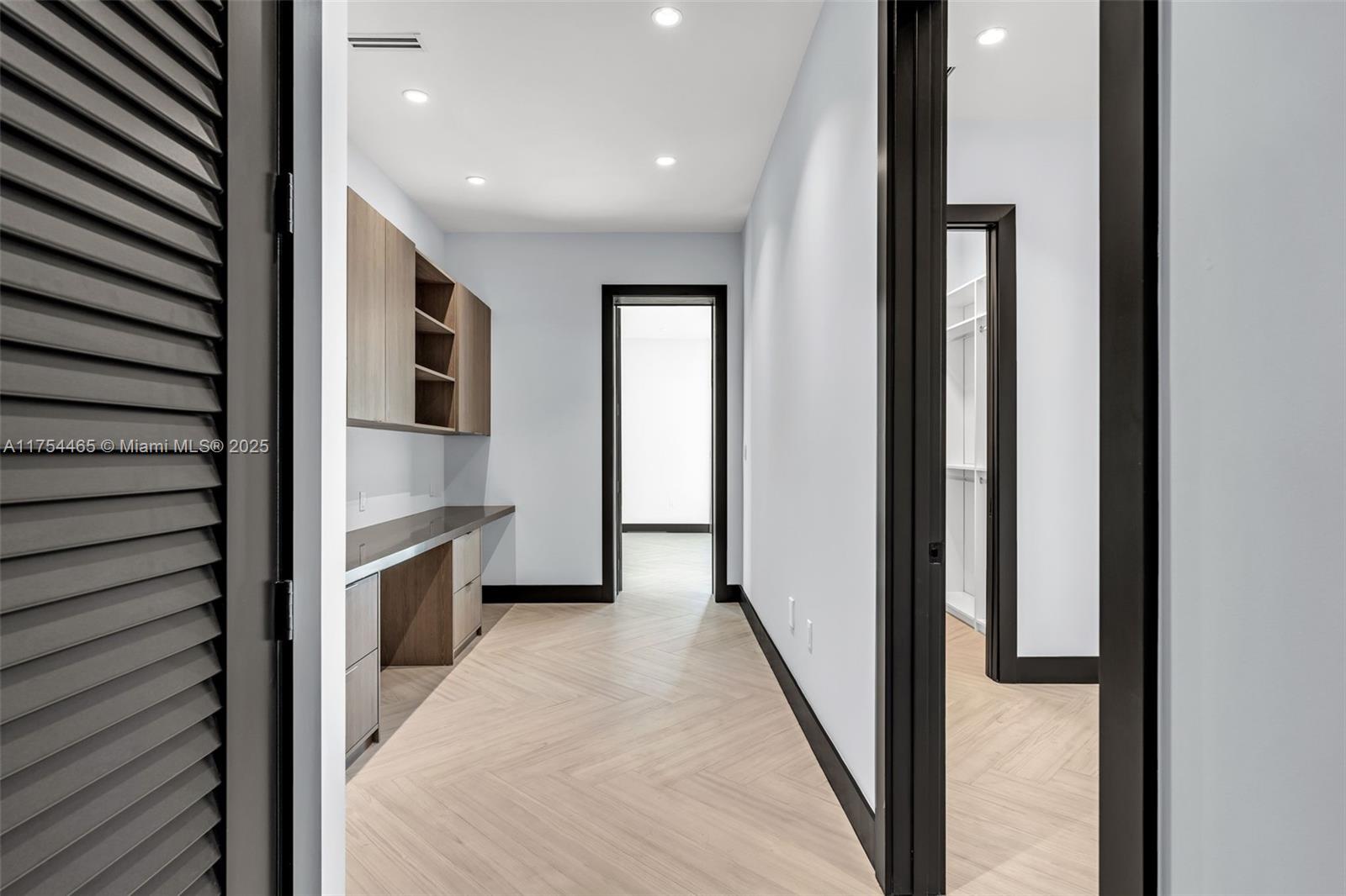 C GAB COUNTRY CLUB SEC 5 - Residential